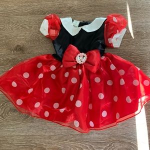 Minnie Mouse costume